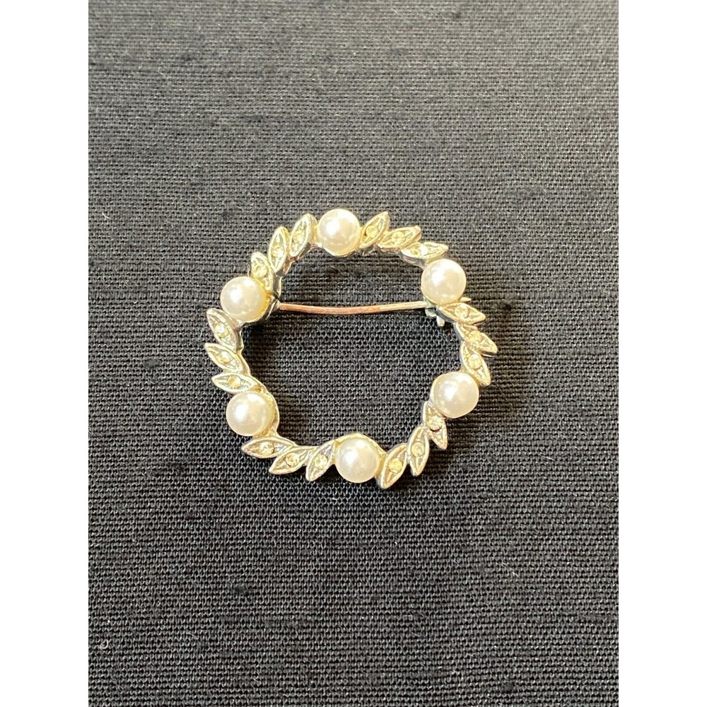Circle Pin Faux Pearl With Rhinestones VINTAGE